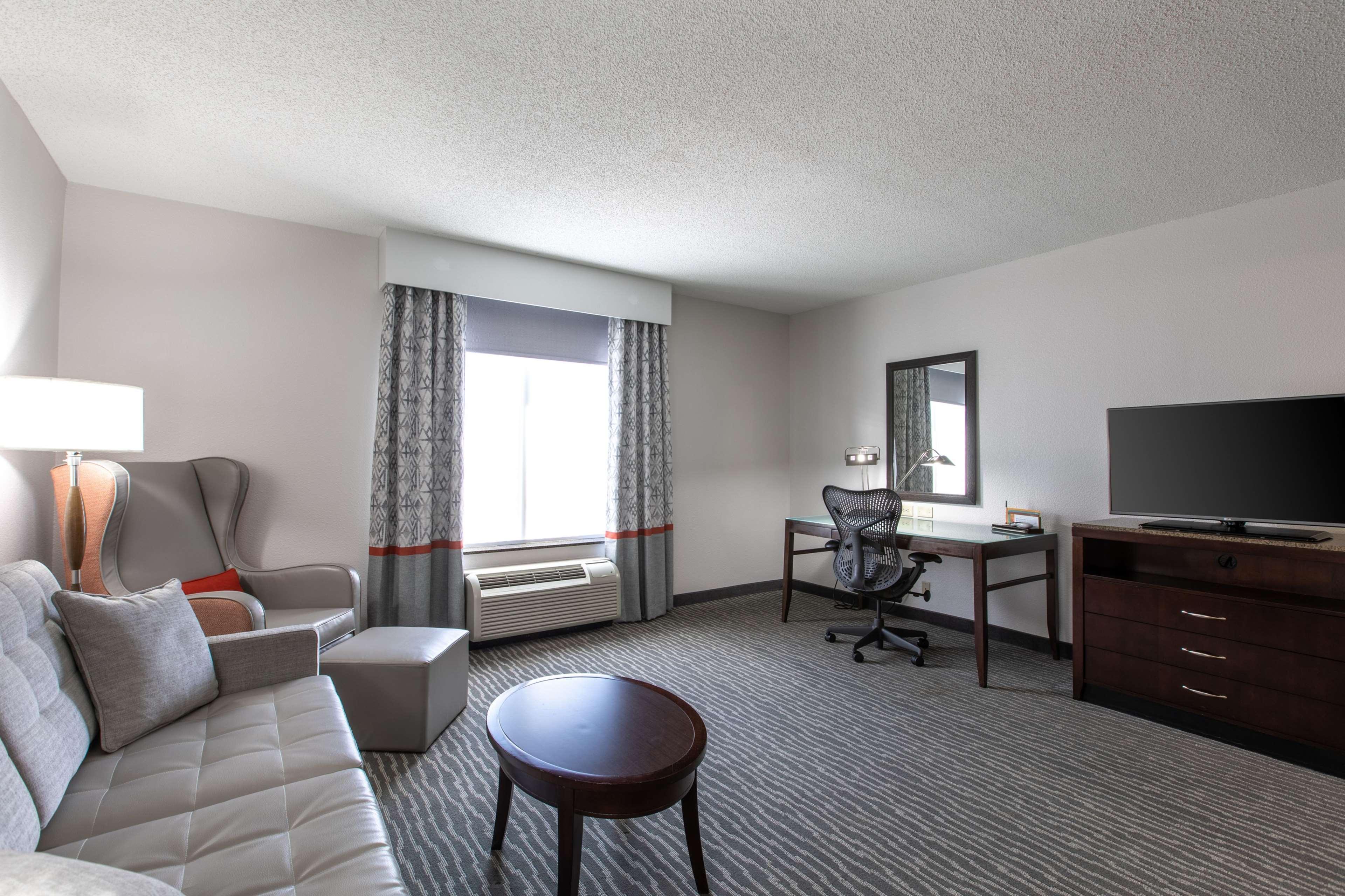 Hilton Garden Inn Lynchburg Exteriér fotografie