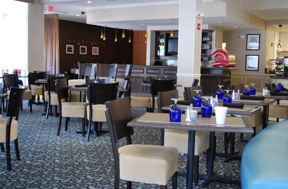 Hilton Garden Inn Lynchburg Restaurace fotografie