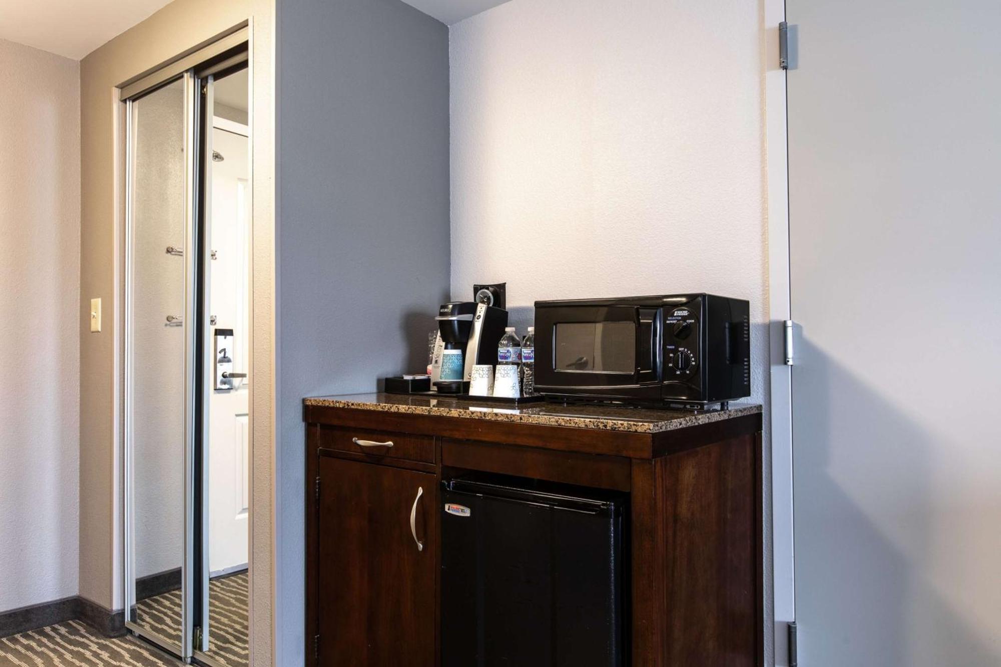Hilton Garden Inn Lynchburg Exteriér fotografie